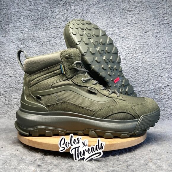 Vans MTE Crestline Waterproof Sneaker Boot Size 10.5 Men Moss Green - Picture 1 of 6